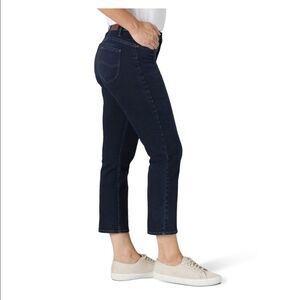 LEE Women’s Slim Fit High Rise Crop Pull on Jeans